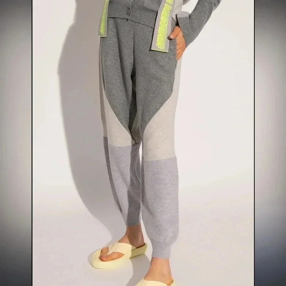 Stella McCartney Pants - Stella McCartney virgin wool joggers